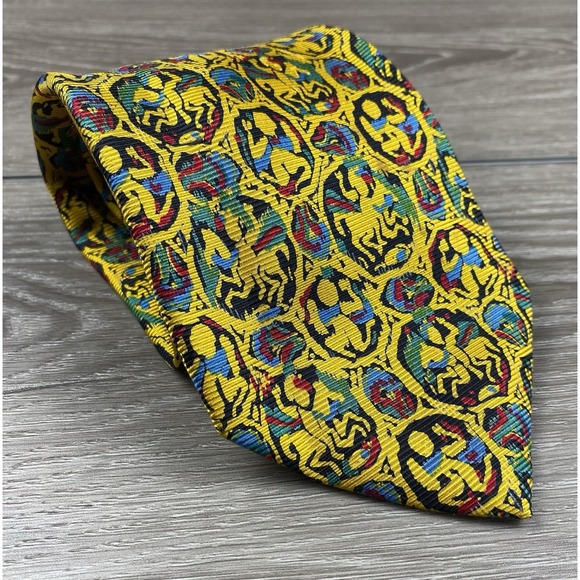 Brioni Men's 100% Silk Repeating Pattern Horse Painting Necktie Yellow